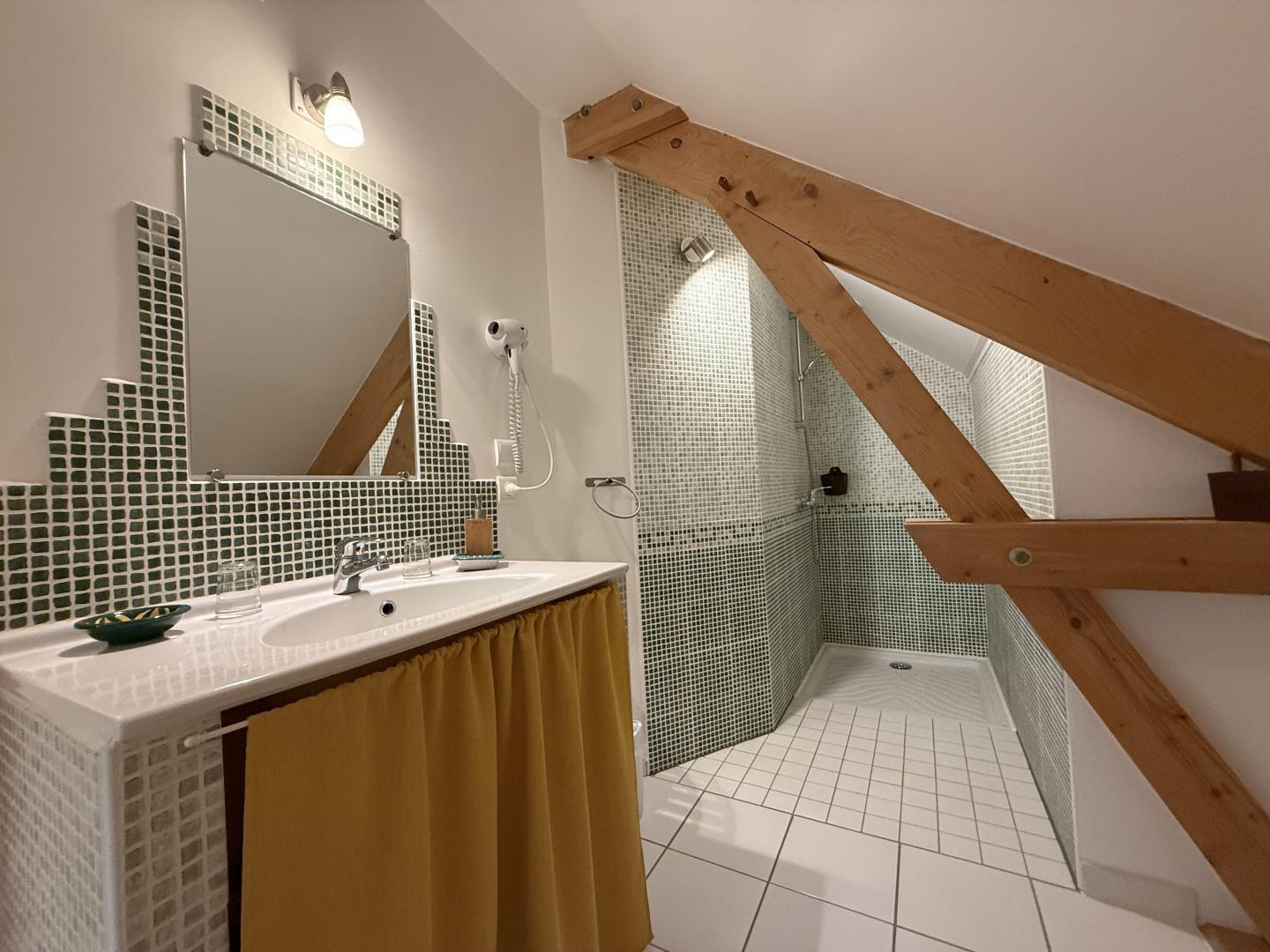 salle d'eau chambre exotique photo 29
