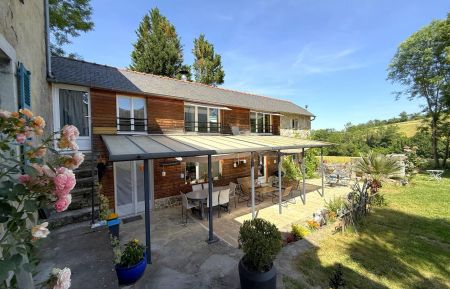 terrasse sud sous abri Gîte n°G114062 Bruges-Capbis-Mifaget - Pyrénées-Atlantiques - terrasse sud sous abri