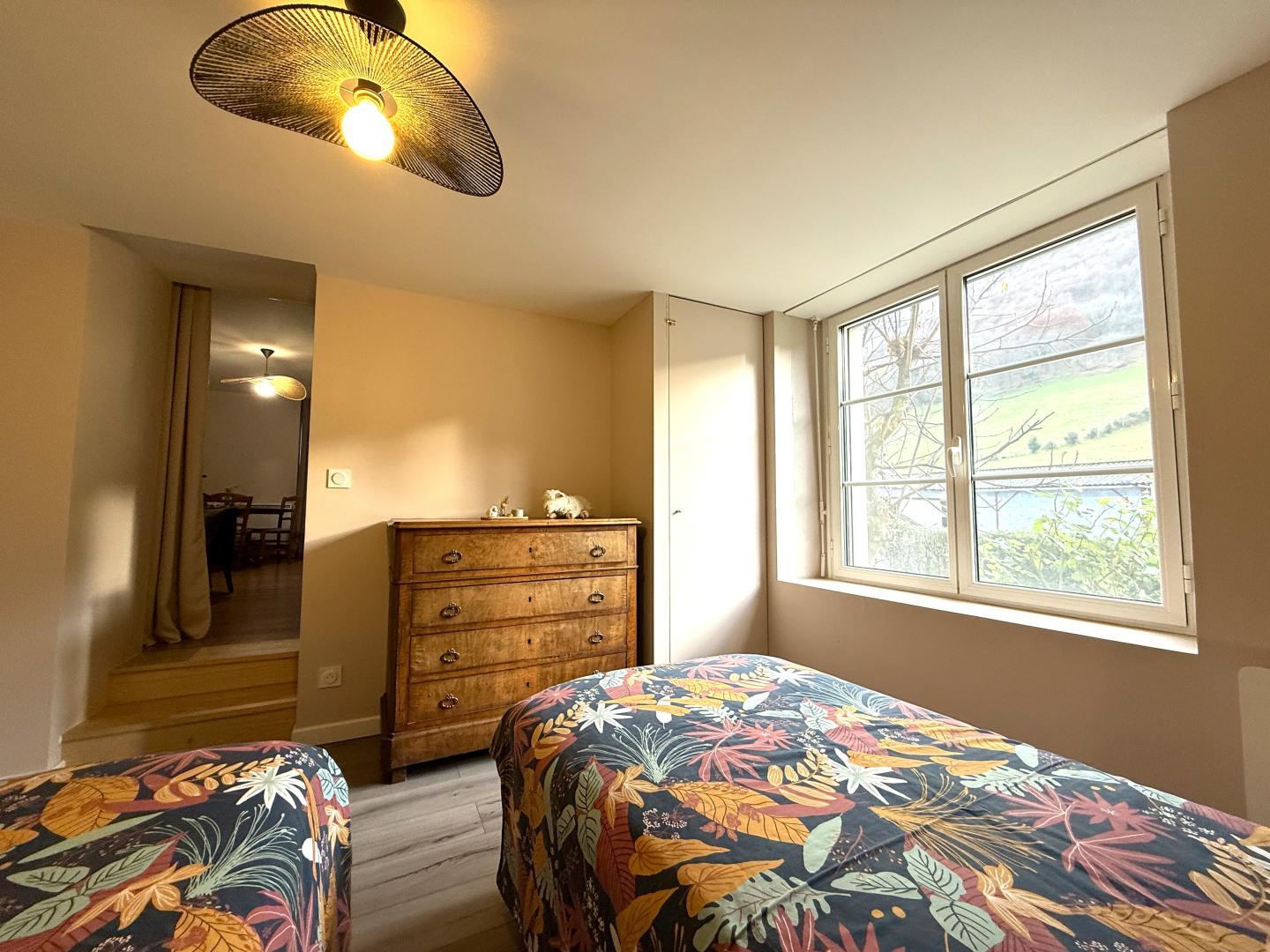 suite familiale Souste - chambre 2 lits 90x190 communicante chambre parentale photo 30