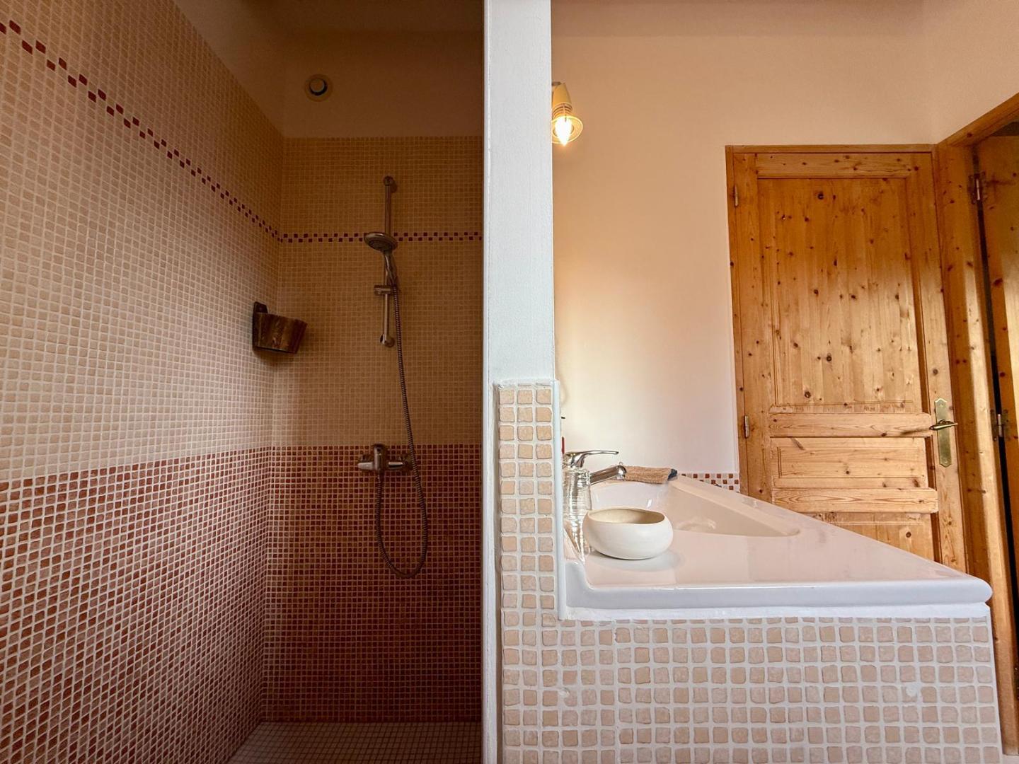 sanitaires chambre campagne photo 47