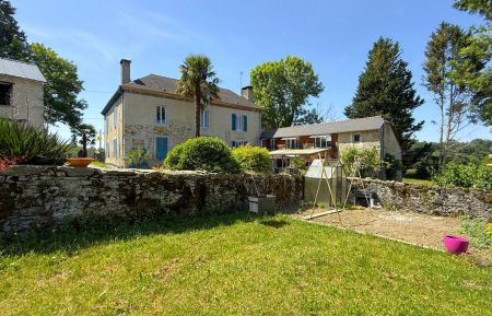 G&icirc;te n&deg;G114062 Bruges-Capbis-Mifaget - Pyr&eacute;n&eacute;es-Atlantiques - vue depuis le potager