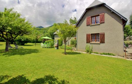 G&icirc;te n&deg;65G007713 Argel&egrave;s-Gazost - Hautes-Pyr&eacute;n&eacute;es - LE JARDIN PRIVATIF