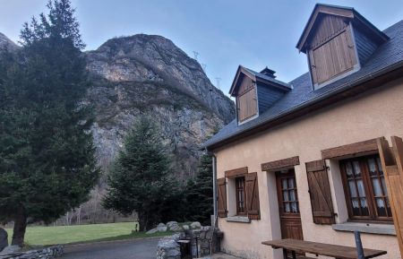 G&icirc;te n&deg;65G088311 Gavarnie-G&egrave;dre - Hautes-Pyr&eacute;n&eacute;es - photo