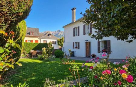 G&icirc;te n&deg;65G332911 Saint-Savin - Hautes-Pyr&eacute;n&eacute;es - photo