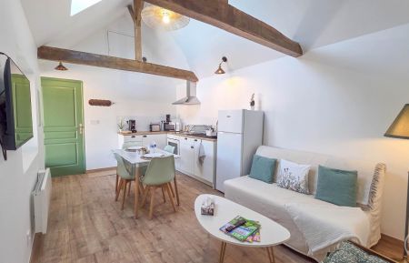 G&icirc;te n&deg;65G335811 Juillan - Hautes-Pyr&eacute;n&eacute;es - photo