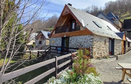 G&icirc;te n&deg;65G297411 Loudervielle - Hautes-Pyr&eacute;n&eacute;es - photo