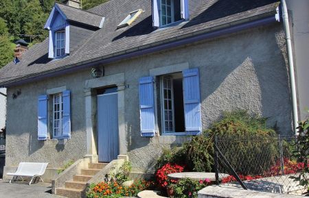 G&icirc;te n&deg;65G033914 Juncalas - Hautes-Pyr&eacute;n&eacute;es - photo