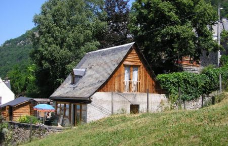 G&icirc;te n&deg;65G298111 Cazaux-Debat - Hautes-Pyr&eacute;n&eacute;es - vue sud