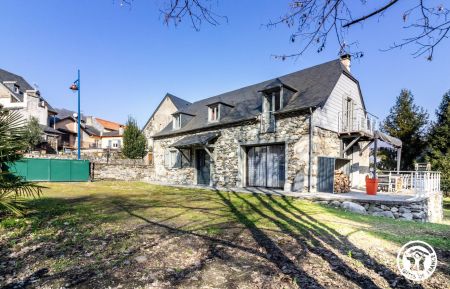 G&icirc;te n&deg;65G194811 Pierrefitte-Nestalas - Hautes-Pyr&eacute;n&eacute;es - photo