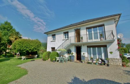 G&icirc;te n&deg;65G195611 Lau-Balagnas - Hautes-Pyr&eacute;n&eacute;es - photo