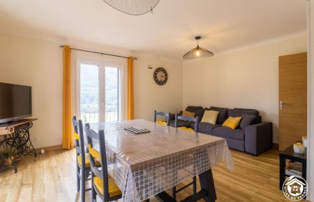 G&icirc;te n&deg;65G190312 Esqui&egrave;ze-S&egrave;re - Hautes-Pyr&eacute;n&eacute;es - photo
