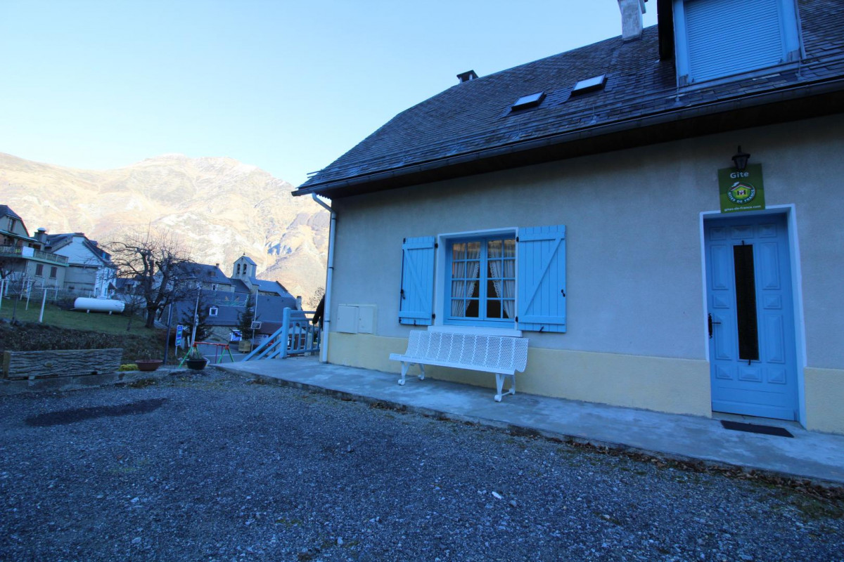 photo 0