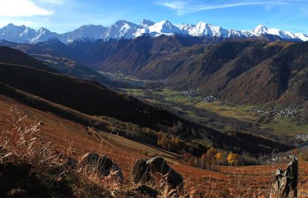 Paysage d'automne en vallée du Louron (photo automne) Gite de groupe n°65G004041 Germ - Hautes-Pyrénées - Paysage d'automne en vallée du Louron (photo automne)