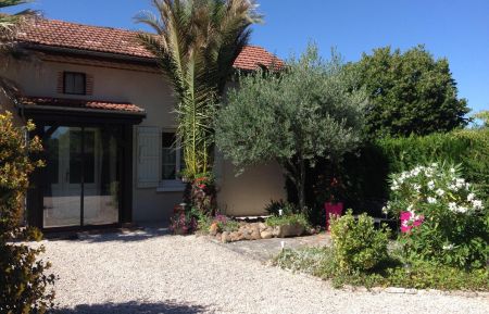 G&icirc;te n&deg;65G072011 Caixon - Hautes-Pyr&eacute;n&eacute;es - photoPrintemps