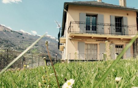 G&icirc;te n&deg;65G190311 Esqui&egrave;ze-S&egrave;re - Hautes-Pyr&eacute;n&eacute;es - Jardin priv&eacute; de l'appartement